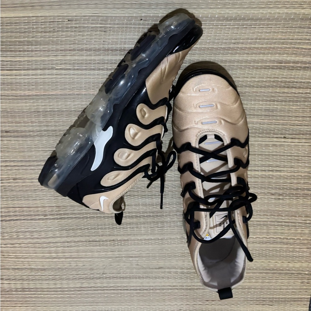 Men’s Nike Vapormax Plis